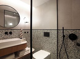 Titania Hotel