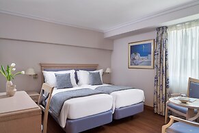 Titania Hotel