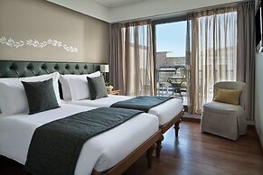 Titania Hotel
