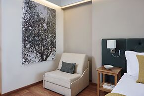 Titania Hotel