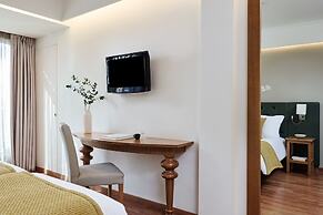 Titania Hotel