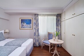 Titania Hotel