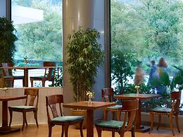 Titania Hotel