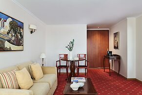 Titania Hotel