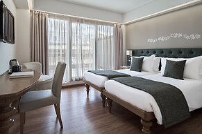 Titania Hotel