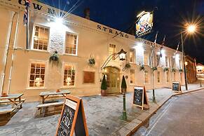 The Lansdowne Hotel