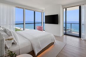 W South Beach