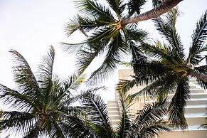 W South Beach