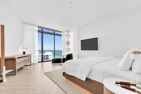 W South Beach