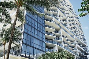 W South Beach