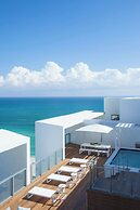 W South Beach