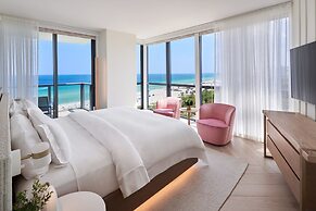 W South Beach