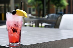 DoubleTree by Hilton Madison Downtown