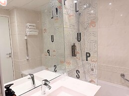 ibis Styles Paris Tolbiac Bibliotheque