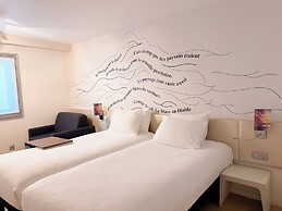 ibis Styles Paris Tolbiac Bibliotheque