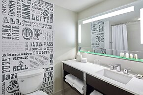 Renaissance Nashville Hotel