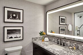 Renaissance Nashville Hotel