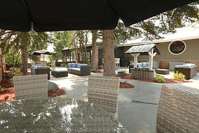 Clarion Pointe