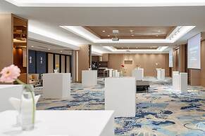 Radisson Hotel Brunei Darussalam