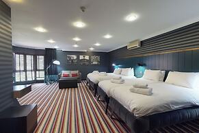 Village Hotel Swindon