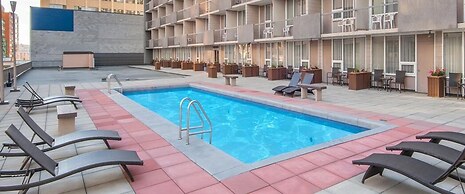 Ramada Plaza by Wyndham Calgary Downtown