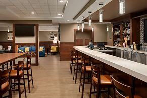 Travelodge by Wyndham Saskatoon