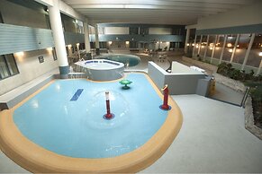 Travelodge by Wyndham Saskatoon