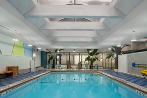 Crowne Plaza Kitchener-Waterloo by IHG