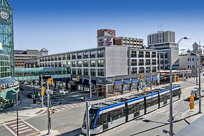 Crowne Plaza Kitchener-Waterloo by IHG