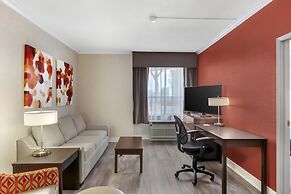 Best Western Plus Rose City Suites
