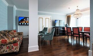 Hotel Bristol
