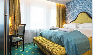 Hotel Bristol