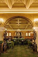 Hotel Bristol