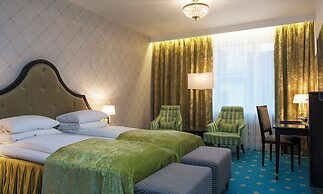 Hotel Bristol