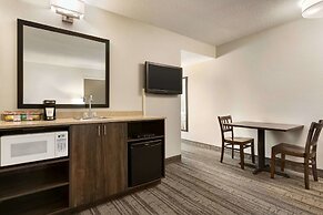 Travelodge Suites by Wyndham New Glasgow