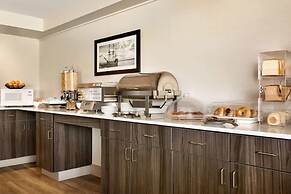 Travelodge Suites by Wyndham New Glasgow