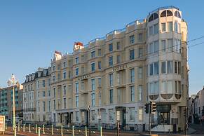 Queens Hotel