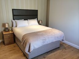 Queens Hotel