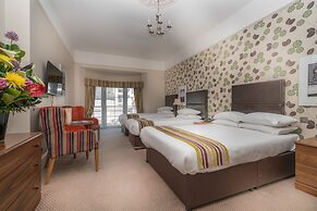 Queens Hotel