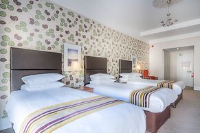 Queens Hotel