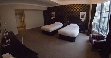 Queens Hotel
