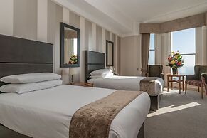Queens Hotel