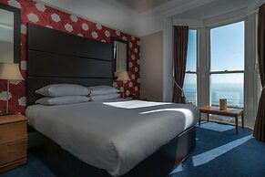 Queens Hotel