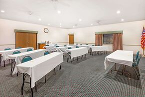 Days Inn by Wyndham Alpena