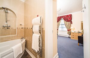 New Holmwood Hotel