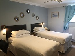 New Holmwood Hotel