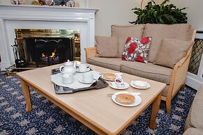 New Holmwood Hotel