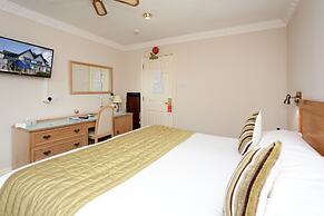 New Holmwood Hotel