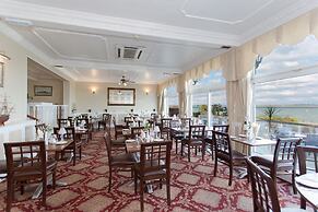 New Holmwood Hotel