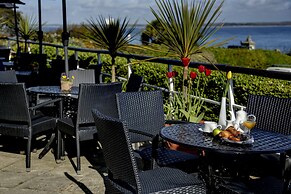 New Holmwood Hotel
